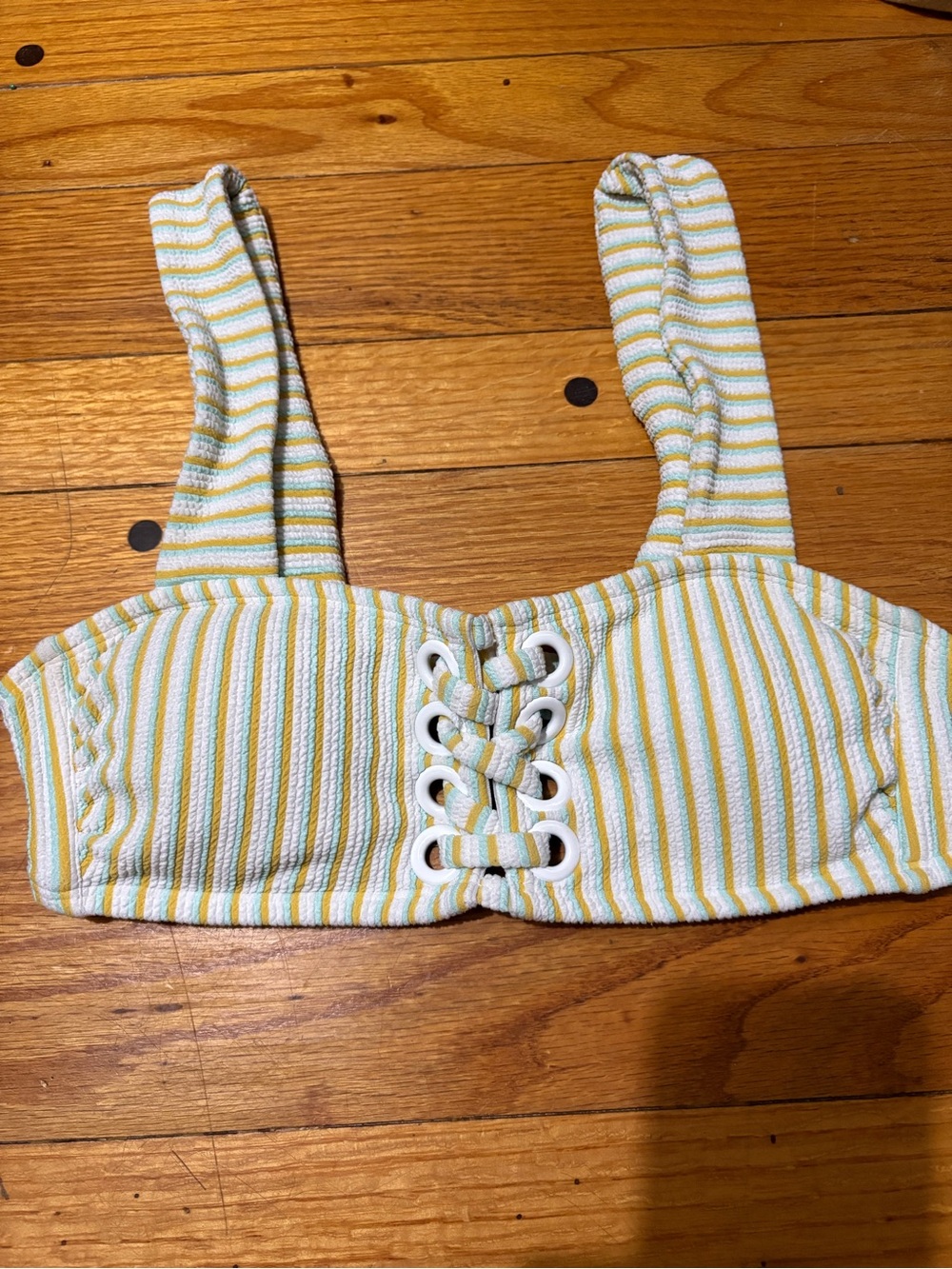 Women’s 2pc target bikini tops - Picture 2 of 9
